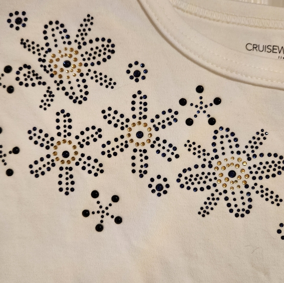 NWT 3 Shirt Bundle Beautifully detailed. - Picture 7 of 12